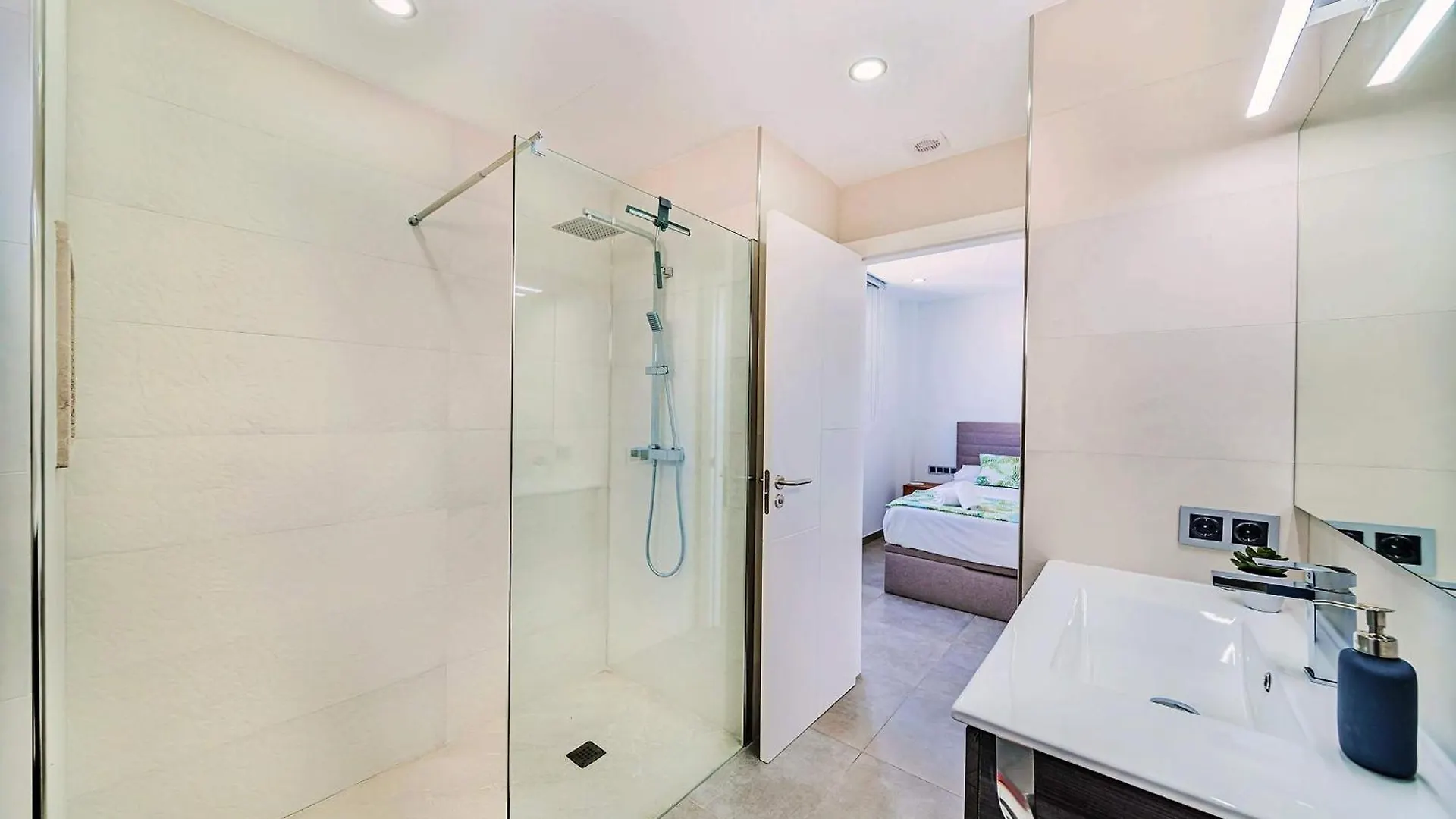 Villa Corb Mari II By Sealand Villas 穆罗海滩