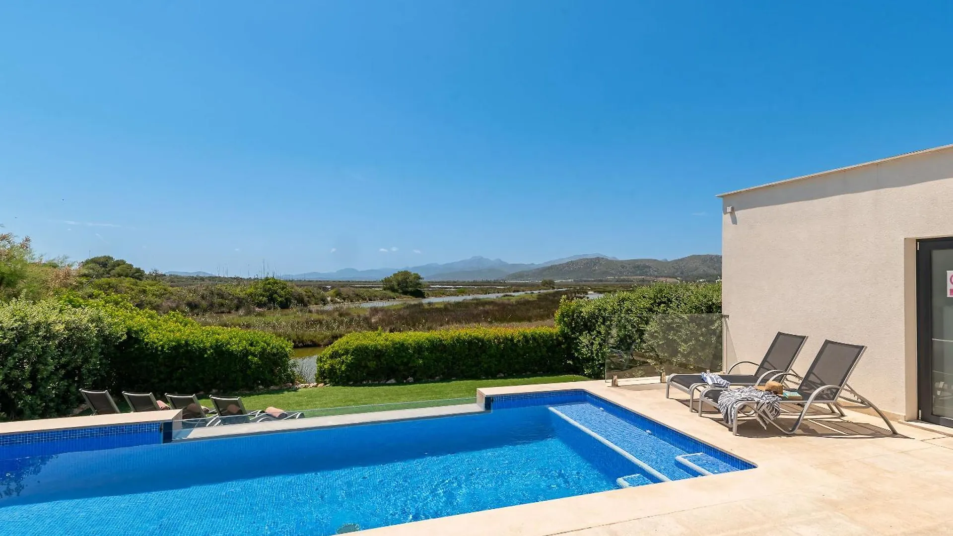 Villa Corb Mari II By Sealand Villas 穆罗海滩